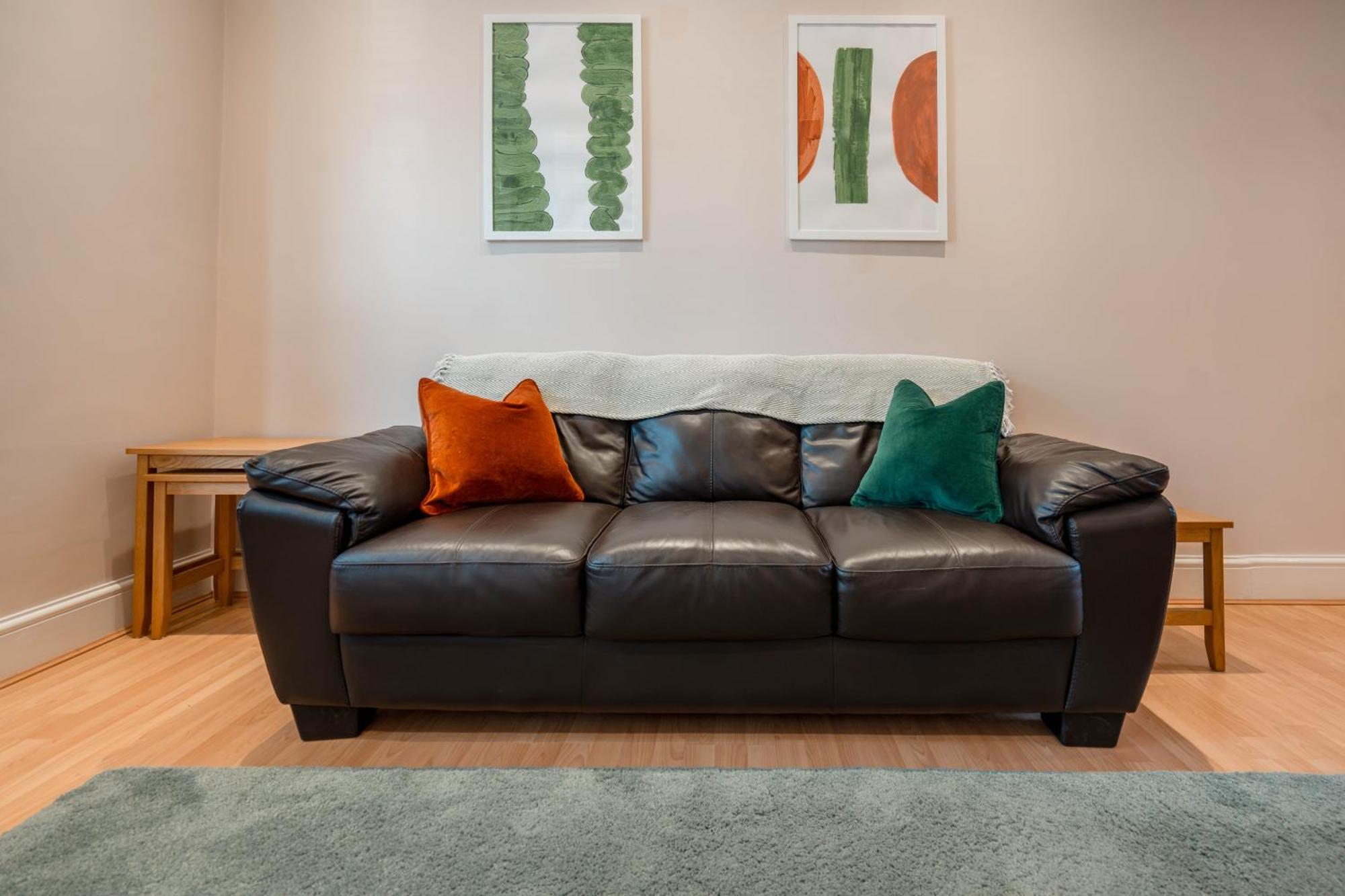 Appartement Spacious 3 Min From Station