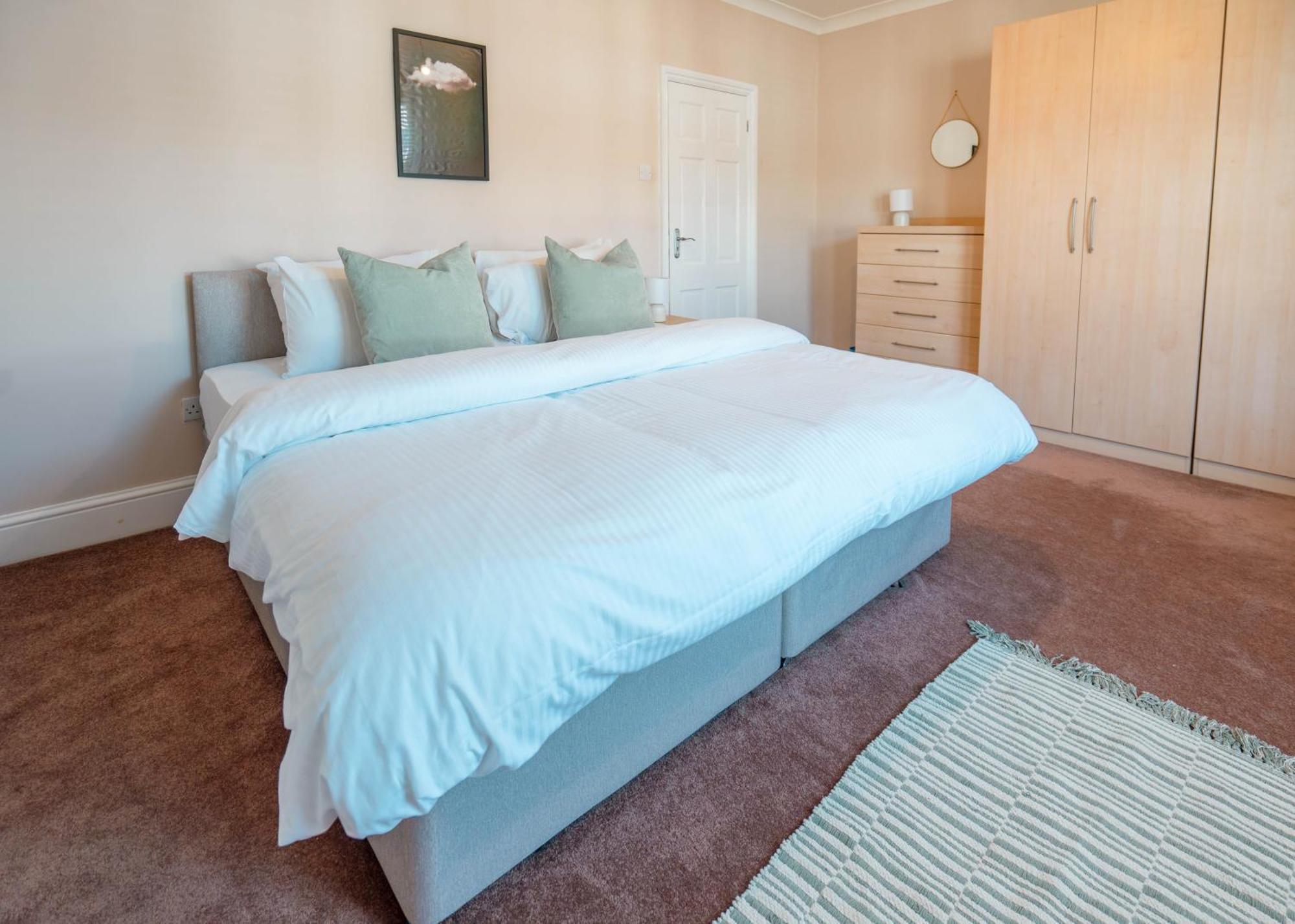 Spacious 3 Min From Station Appartement