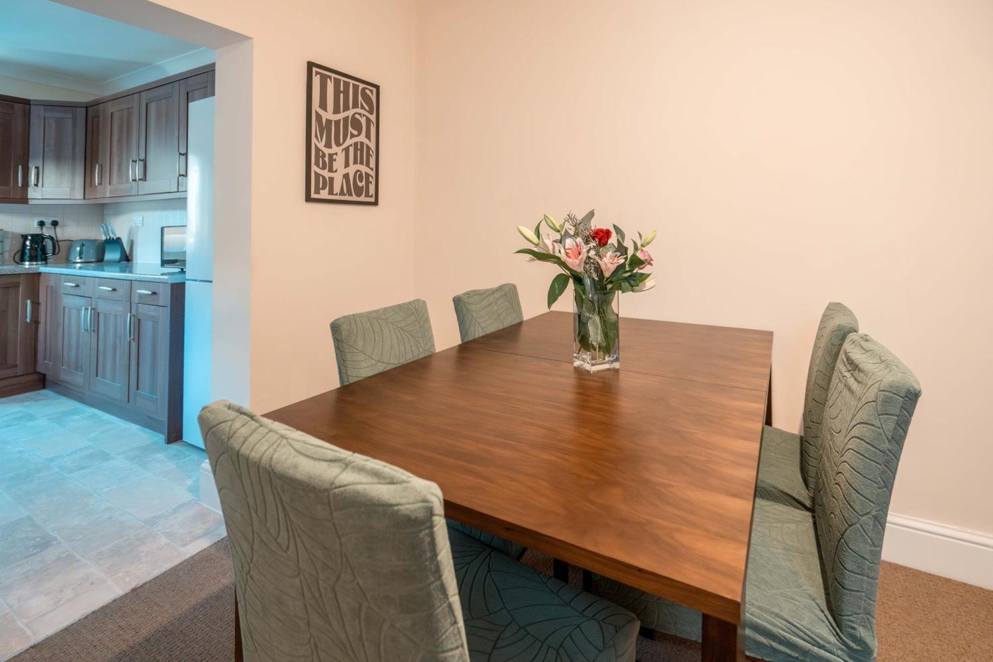 Spacious 3 Min From Station